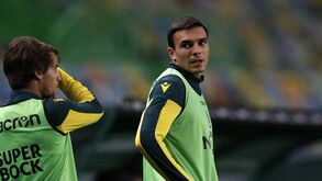 Manhã Record: A situação de Kamada, os alvos do leão para a ala direita e as renovações no FC Porto