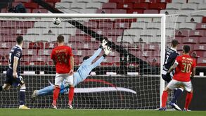 O resumo do Benfica-Famalicão: os golos, os casos e outros lances 