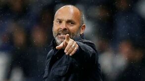 Treinador do Caen após derrota na Taça: «Não vou chorar, deixo isso para o Neymar»