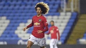 Man. United sai em defesa de jovem promessa: «Se isto não parar acabará com uma perna partida»