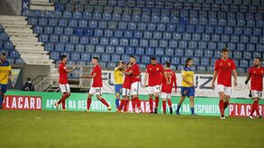 O resumo do Estoril-Benfica: golos, casos e outros lances
