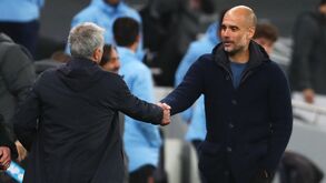 Mourinho recorda gesto de Guardiola após morte do pai: «Há momentos que não esquecemos»