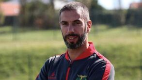 Pedro Lomba e o desafio no Praiense: «Poder viver só do futebol... nem sentes que trabalhas»