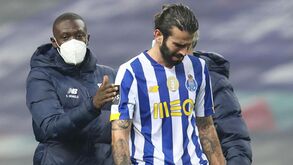 O rosto da desilusão portista: Sérgio Oliveira em lágrimas no final do jogo com o Boavista