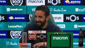 Rúben Amorim direto para o balneário: «É para ir de uma forma mais saudável para casa. A família não tem culpa»