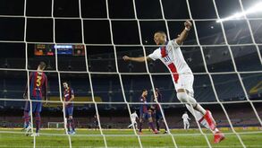 A crónica do Barcelona-Paris SG, 1-4: Mbappé a mais para aquela camioneta 