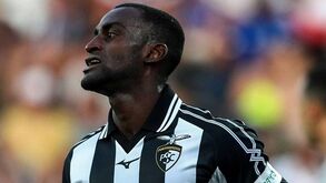 Jackson Martínez diz que teve lesão mal diagnosticada no At. Madrid: «Não era uma entorse»