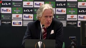 Jorge Jesus: «Hoje jogas em 4x3x3, amanhã em 5x4x1... vai ser o futuro do futebol mundial»