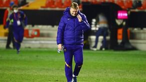 Ronald Koeman: «O problema é sempre o mesmo. Não conseguimos matar o jogo»