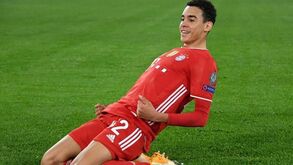 Jamal Musiala: Craque faz história na Champions