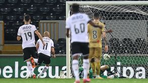 A crónica do V. Guimarães-Boavista, 2-1: cambalhota tirou castelo da recessão
