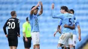 John Stones: «Rúben Dias tem sido incrível»