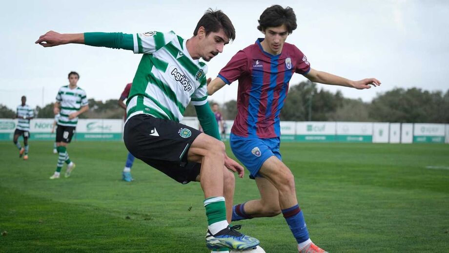 Sporting empata com Cova da Piedade (4-4)