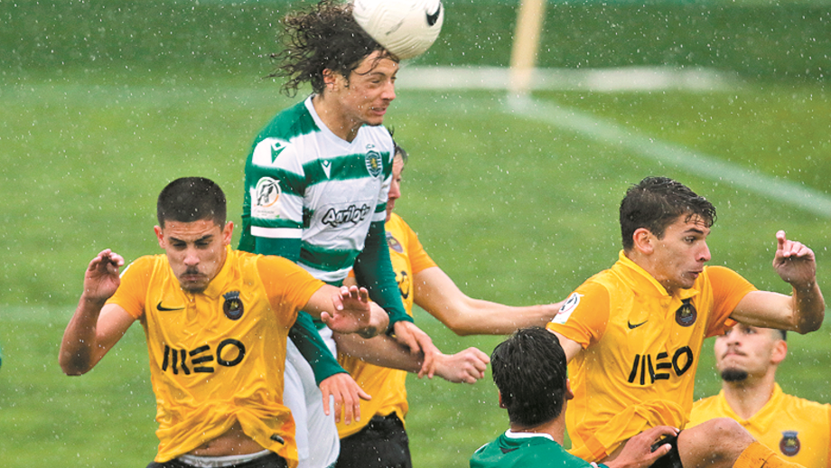 Rodrigo Rêgo salta mais alto