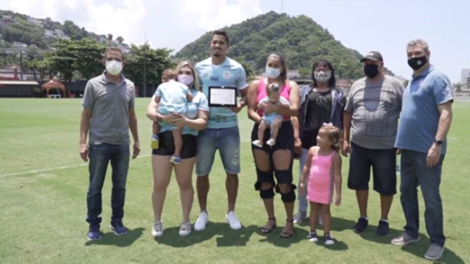 Jogador brasileiro já assinou pelo Benfica