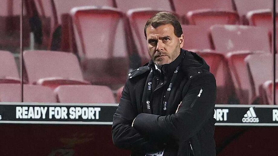 Treinador do V. Guimarães indignado com comentários à sua equipa após empate (0-0) na Luz

