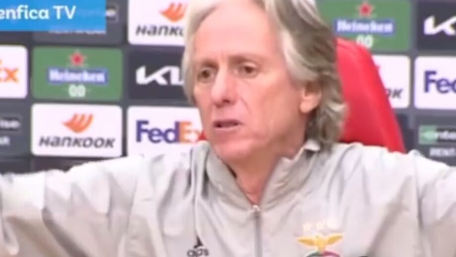 DJ diz esperar que treinador do Benfica "aceite como uma brincadeira"