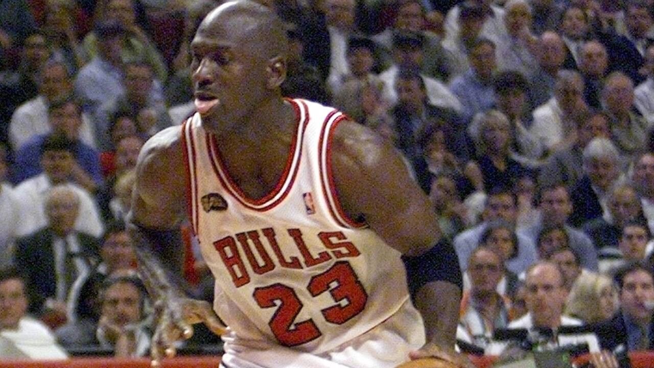 O jogador mais alto e o mais baixo da história da NBA - Cohenismo