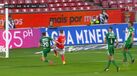 Benfica-Rio Ave: Seferovic ficou a pedir penálti neste lance
