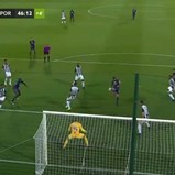 FC Porto marca após lance 'às três tabelas': Portimonense pediu mão de Sérgio Oliveira