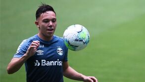 Pepê titular na final da Taça do Brasil