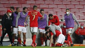A celebração de raiva de Pizzi após fazer o segundo golo do Benfica ao Rio Ave