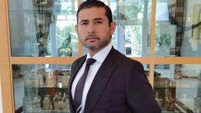 Príncipe herdeiro do trono de Johor quer comprar Valencia por 408M€