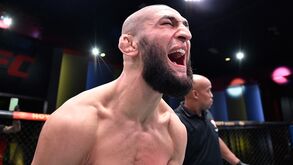 Lutador sensação do UFC anuncia adeus aos octógonos após longa batalha contra a Covid-19