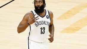 James Harden está quase a regressar a Houston... e sente-se feliz