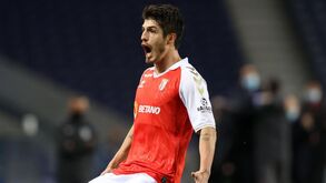 Quatro golos e 5 assistências: mês louco de Lucas Piazon 