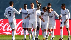 Jornal espanhol avança com onze de estrondo para o Real Madrid em 2021/22