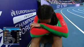 Patrícia Mamona em lágrimas após conquistar ouro em Torun