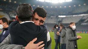 A imagem de Taremi e Sérgio Conceição que arrepia o universo portista