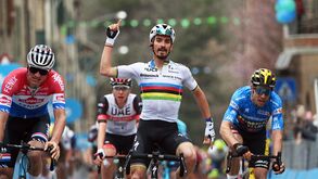 Julian Alaphilippe vence 2.ª etapa do Tirreno-Adriático com João Almeida em destaque