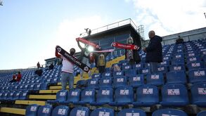 Plano de desconfinamento abre porta ao regresso do público aos estádios