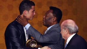 Pelé e a ultrapassagem de CR7 em golos: «O meu único lamento é não te dar um abraço»