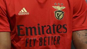 Benfica em negociações com Adidas e Emirates