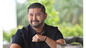 Já começou a 'guerra' entre o princípe de Johor e Peter Lim: venda do Valencia parada