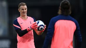 Gaffe de Joe Hart enfurece adeptos do Tottenham