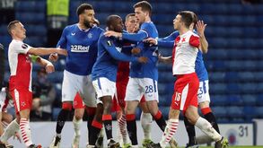 «És um macaco, tu sabes que és»: Kamara revela insultos de jogador do Slavia no jogo da Liga Europa