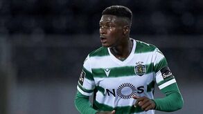 Manchester City em cima de Nuno Mendes: um 