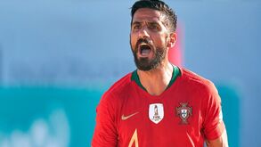 Bruno Torres e a 1ª internacionalização: «Nunca esquecerei entrada no balneário»