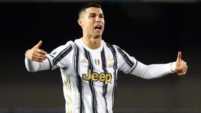 'Marca' avança que Cristiano Ronaldo pode deixar a Juventus se Real Madrid o chamar