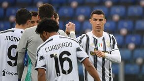 Ronaldo disposto a continuar na Juventus mas agenda reunião decisiva para o final da época