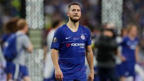 Obi Mikel: «Hazard dizia que podia ser melhor do que Cristiano Ronaldo, mas não treinava»
