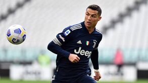 Milhões a voar em impostos: as contas que Ronaldo faz e que o afastam do Real Madrid