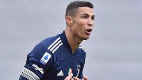 Espanhóis dizem que Florentino Pérez deu nega a Jorge Mendes por Cristiano Ronaldo 