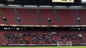 UEFA quer adeptos no Europeu e o Holanda-Letónia trouxe esta experiência revolucionária