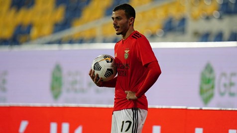 A Vinganca De Diogo Goncalves Jovem Cimenta Lugar No Onze Do Benfica Benfica Jornal Record