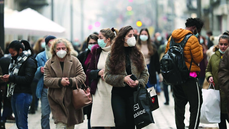 pessoas mascara covid pandemia virus